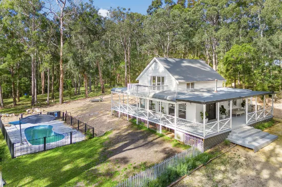 18 Kristel Pl, Lake Innes, NSW, 2446