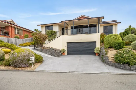 18 MacRobertsons Terrace, Claremont, TAS, 7011