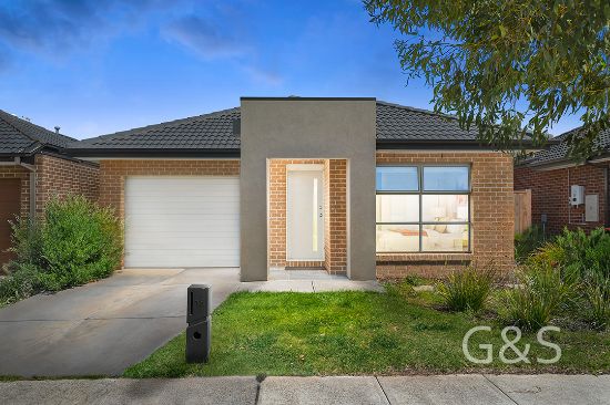 18 Vanburn Road, Truganina, Vic 3029