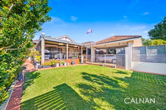 18 Young Street, Melville, WA 6156