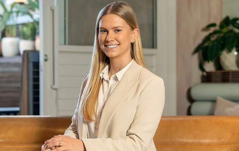 Ruby Johnson - Real Estate Agent