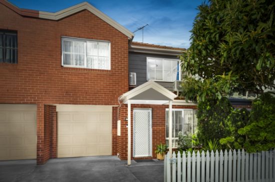 19 Crown Close, Oakleigh East, Vic 3166