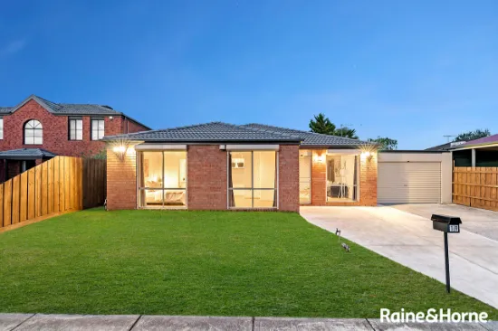 19 Daphne Way, Cranbourne North, VIC, 3977