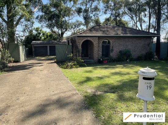19 Griffiths Place, Eagle Vale, NSW 2558
