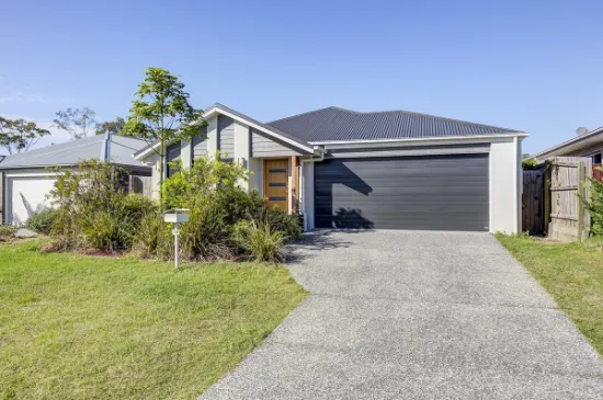 19 Hollyoak Crescent, Pimpama, QLD, 4209