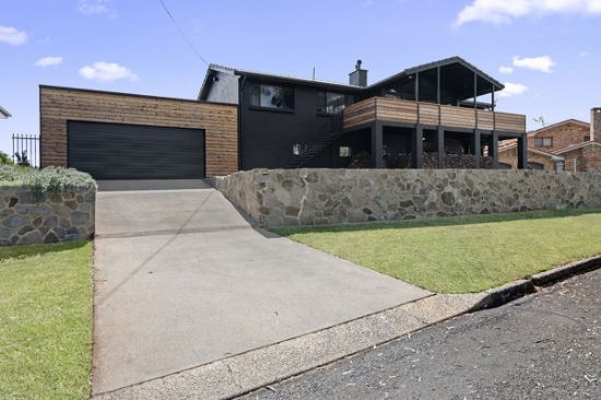 19 Katoomba Crescent, Prince Henry Heights, Qld 4350