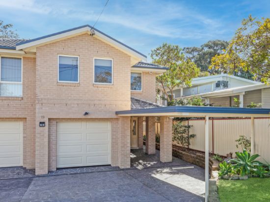 19 Macquarie Rd, Mannering Park, NSW 2259