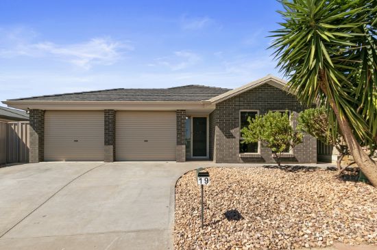 19 Manly Court, Seaford Rise, SA 5169