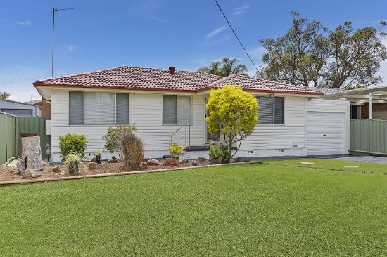 19 Platypus Road, Berkeley Vale, NSW 2261