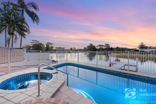 19 Rest Point Parade, Tuncurry, NSW 2428