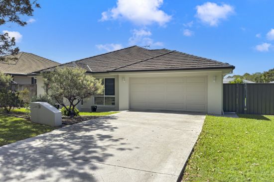 19 Whitby Place, Thornlands, Qld 4164