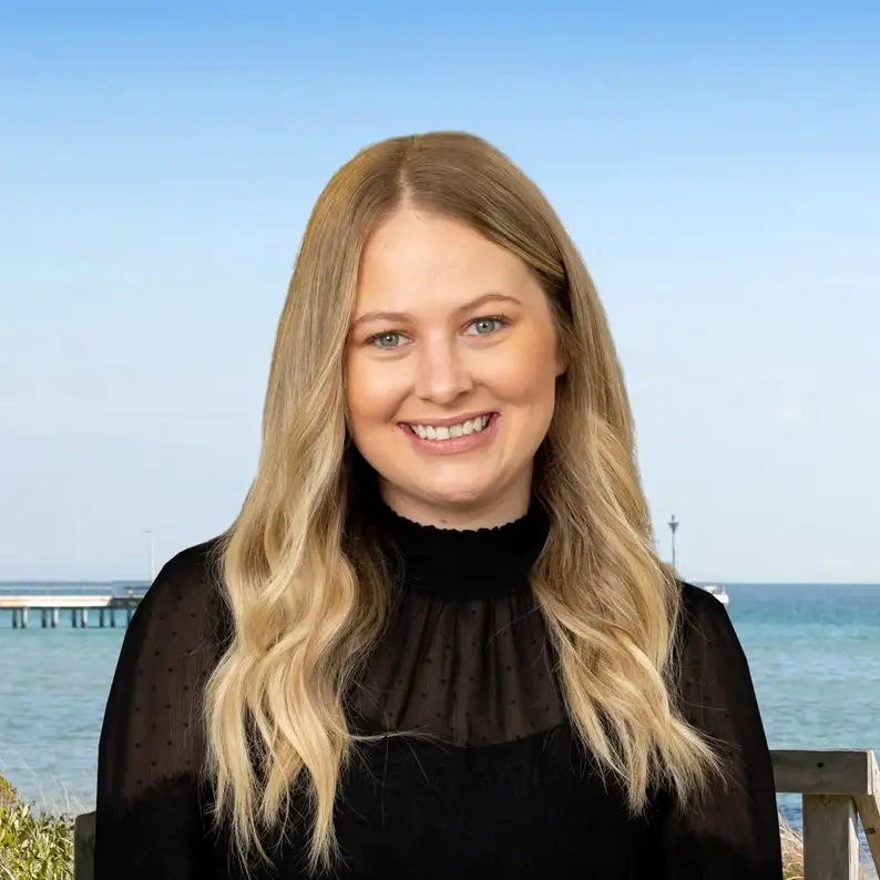 Amy Fennessy Real Estate Agent