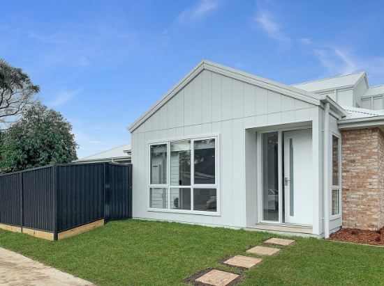 1a Cuneo Place, Thirlmere, NSW 2572