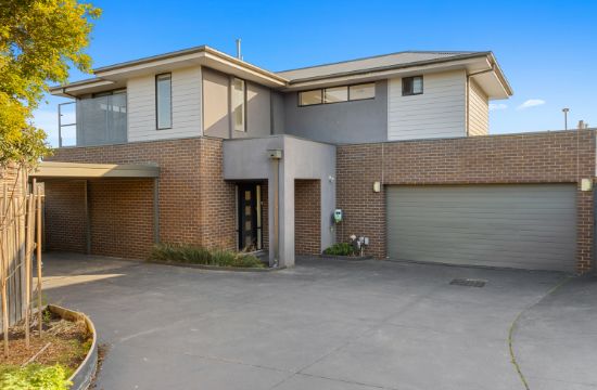 2/1 Giselle Avenue, Wantirna South, Vic 3152