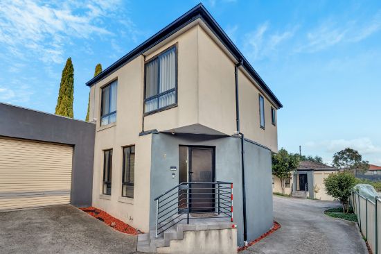 2/1 Grimwade Court, Epping, Vic 3076