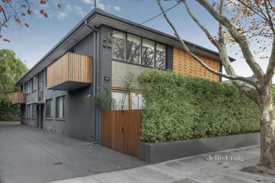 2/1 Rothesay Avenue, Elwood, VIC, 3184