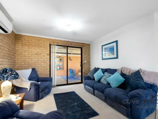 2/1 Sardam Place, Mahomets Flats, WA, 6530