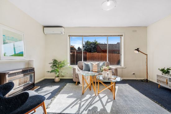 2/11 Clyde Street, Kew East, Vic 3102