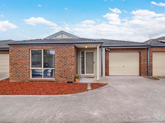 2/11 Dylan Drive, Hastings, Vic 3915