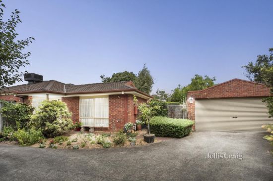 2/14 Drovers Court, Vermont South, Vic 3133