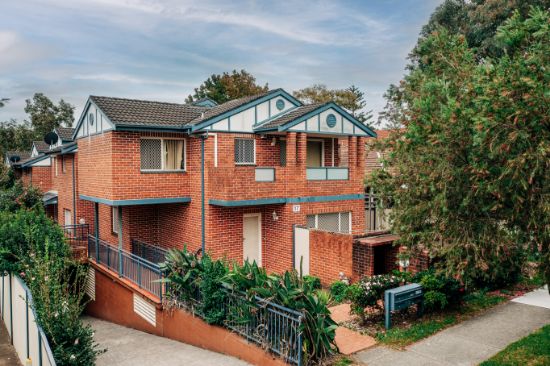 2/17 Graham Rd, Narwee, NSW 2209