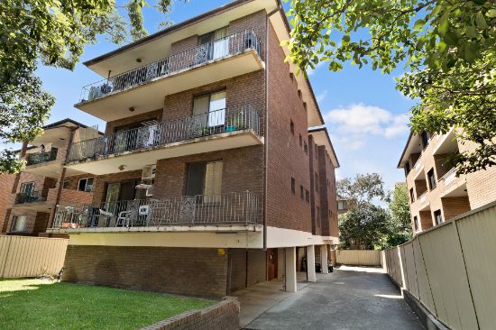 2/19 Central Avenue, Westmead, NSW 2145