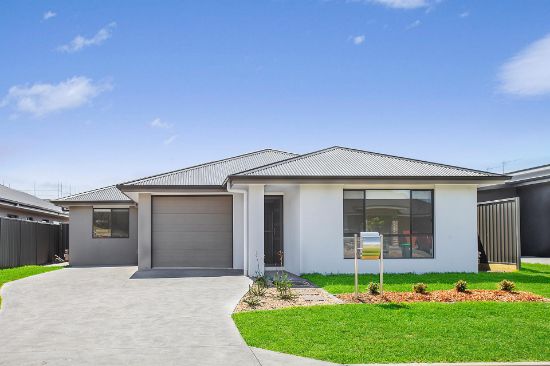 2/22 Acland Drive, Horsley, NSW 2530