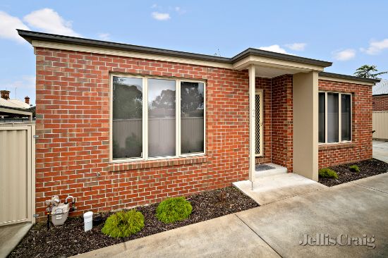 2/224 Humffray Street, Brown Hill, Vic 3350