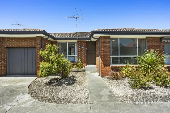 2/25 Bradley Street, Newport, VIC, 3015