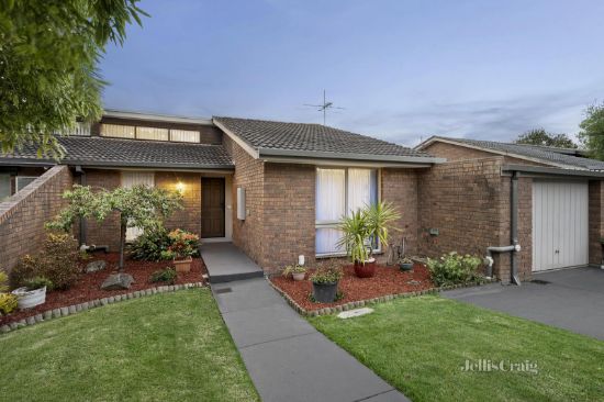 2/30 Thomas Street, Doncaster East, Vic 3109