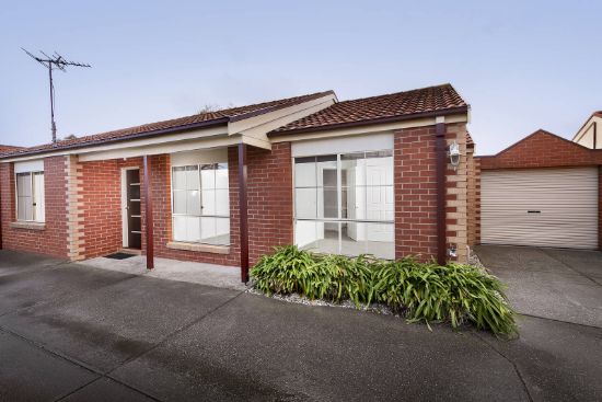 2/42 Collier Court, Strathmore Heights, Vic 3041