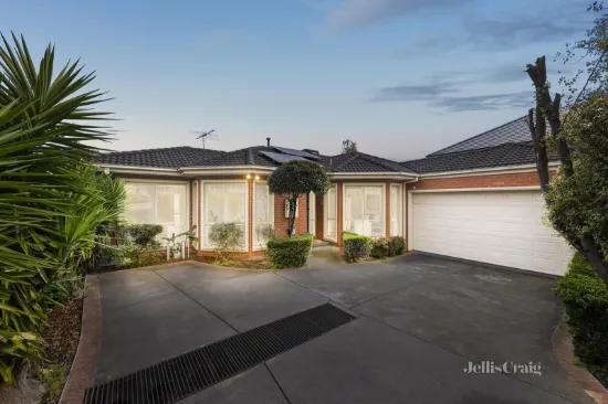 2/5 Belvedere Avenue, Doncaster East, VIC, 3109