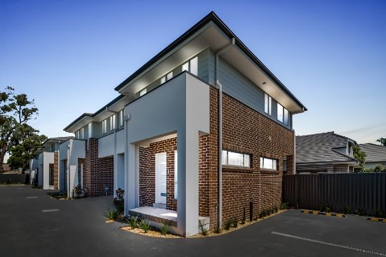 2/54 Canberra Street, Oxley Park, NSW 2760