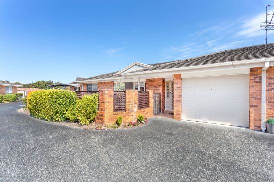 2/67-71 Hind Avenue, Forster, NSW 2428