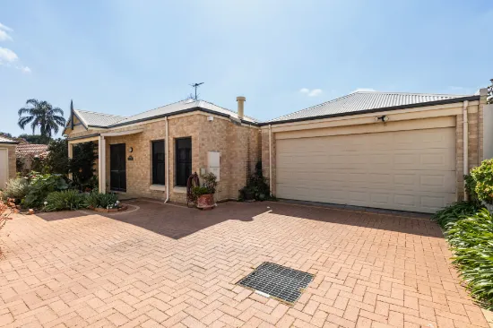 2/8 Davilak Crescent, Manning, WA, 6152