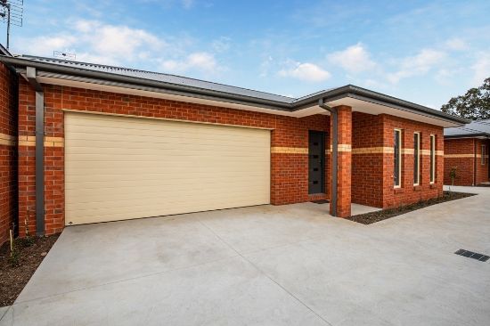 2/8 Somerset Crescent, Mansfield, Vic 3722