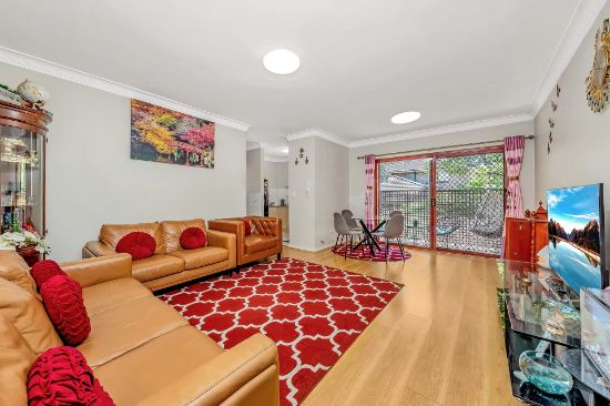 2/9 Bailey Street, Westmead, NSW 2145