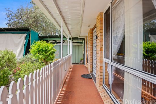 2/96 Goldens Road, Forster, NSW 2428