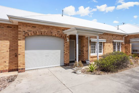 2/99 Military Road, West Beach, SA 5024