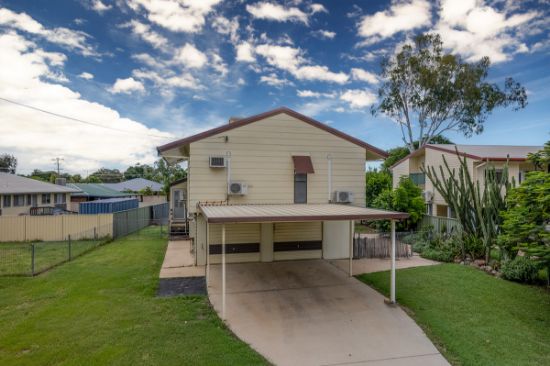 2 Andrew Place, Emerald, Qld 4720