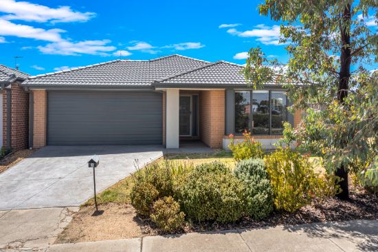 2 Aviation Drive, Diggers Rest, Vic 3427