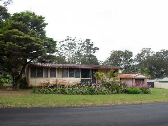 2 Christiansen Avenue, Old Erowal Bay, NSW 2540