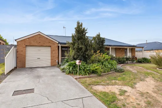 2 Ennor Place, Kangaroo Flat, VIC, 3555