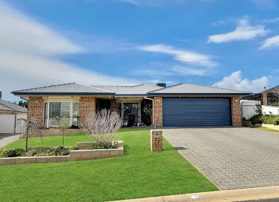 2 Gold Ct, Young, NSW, 2594