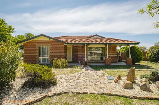 2 Leahy Place, Gordon, ACT, 2906