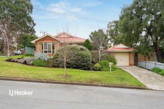 2 Lugarno Street, Redwood Park, SA 5097