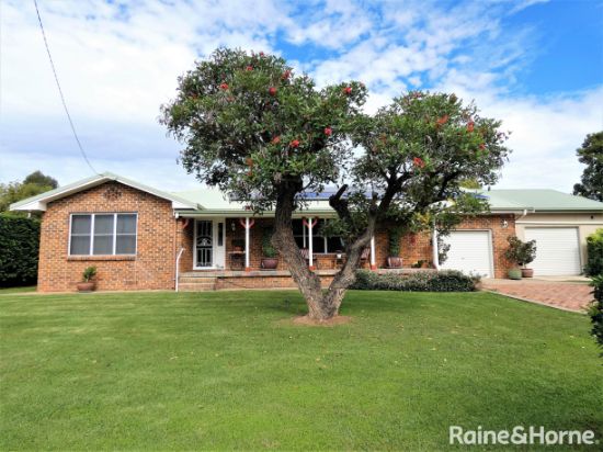 2 Myall Place, Moree, NSW 2400
