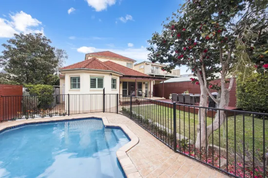 2 Reims St, Russell Lea, NSW, 2046