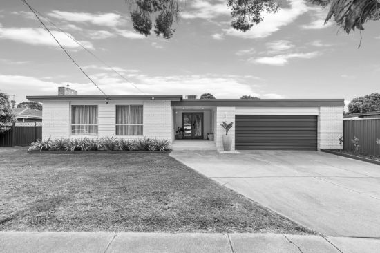 2 Sandra Court, Sale, Vic 3850