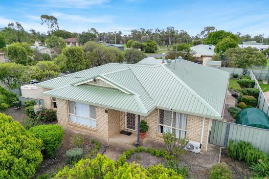 2 Shannon Court, Oakey, Qld 4401